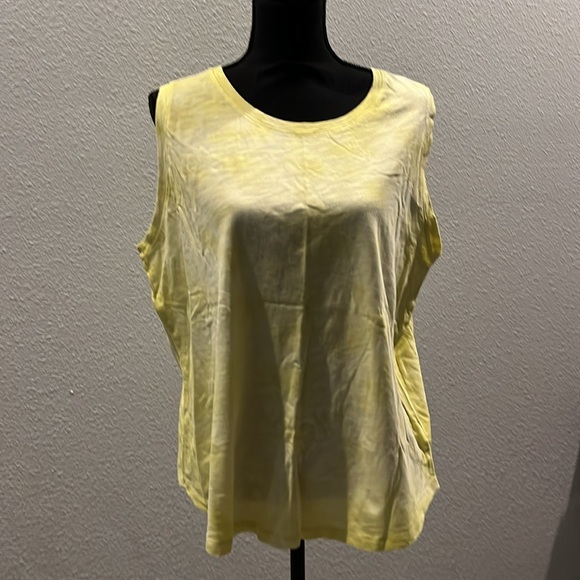 2 Time and Tru tank tops great condition super comfortable - Picture 5 of 12